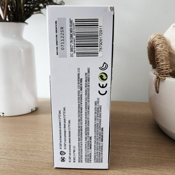 🔥 DC Comics Heatwave 7” Action Figure & Comic Book Combo – The Flash | NWT - Picture 7 of 7